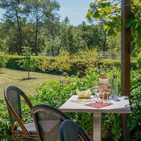 Auberge Du Grand Chene Sillans-la Cascade Ngoại thất bức ảnh